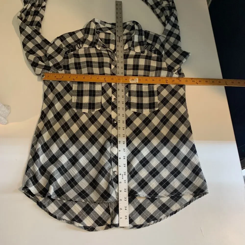 Free People Shirt Womens M Medium Black White Plaid Lace Up Shoulder Snap Button